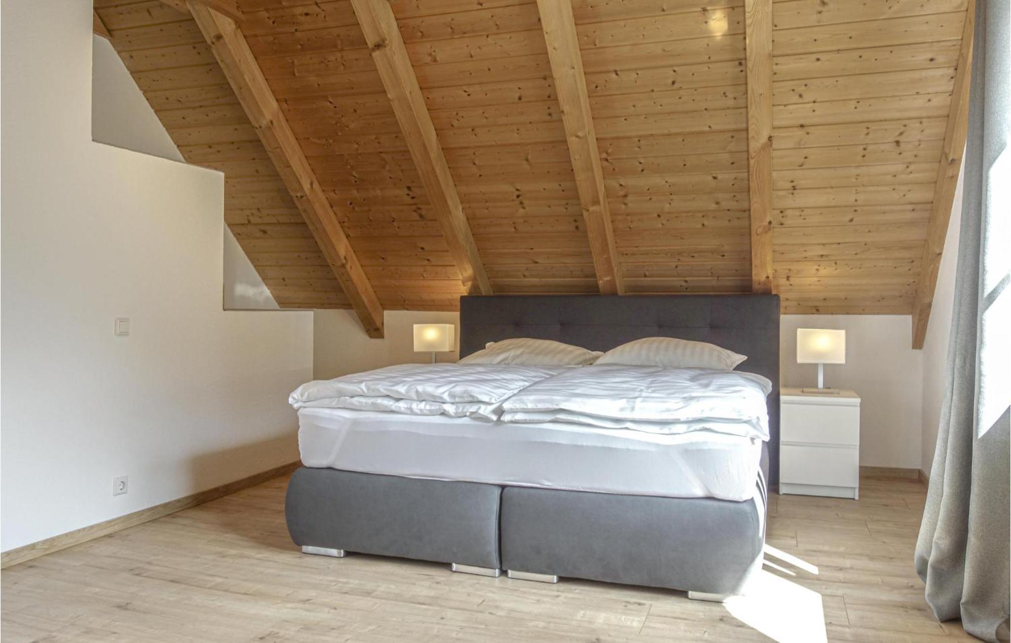 Gorgeous Home In Attendorn With Kitchen Exteriör bild